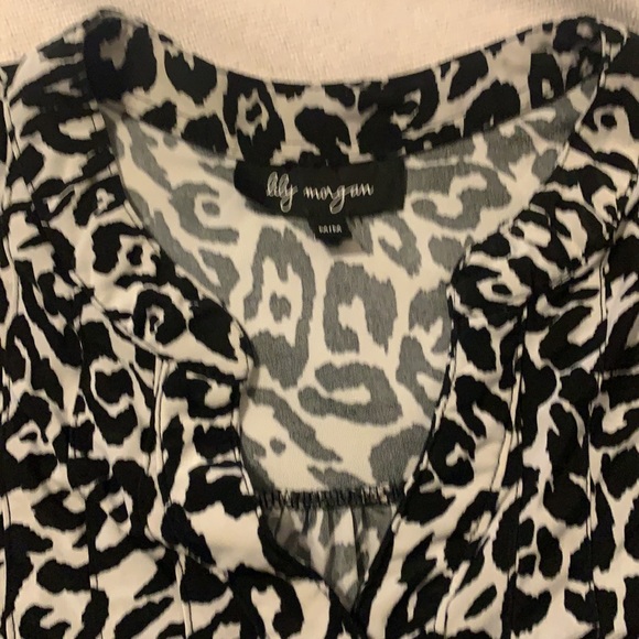 Animal print top - Picture 2 of 3